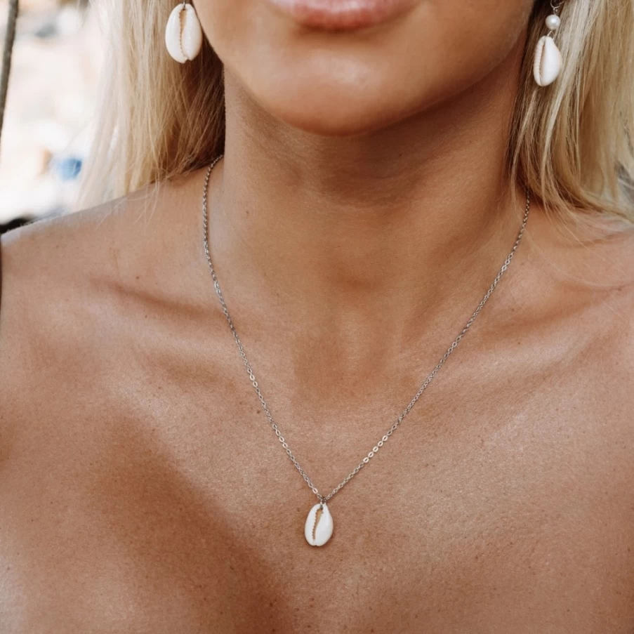 Atolea Jewelry Cowrie Shell Pendant Necklace - Handmade Beachy Seashell Jewelry for Women