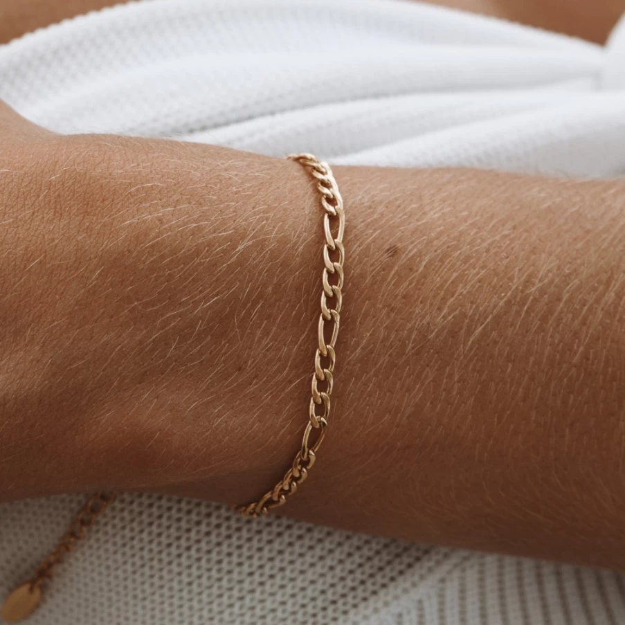 Atolea Jewelry Amalfi Figaro Chain Bracelet for Women - Stylish Gold & Silver Italian-Inspired Link Bracelet