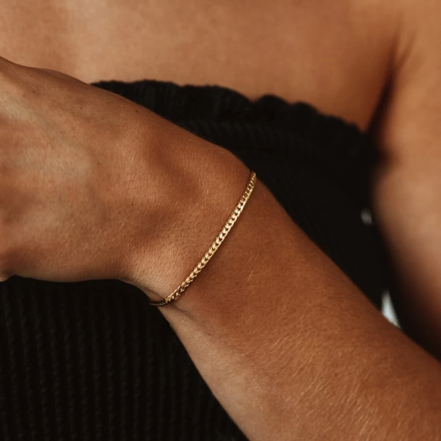 Atolea Jewelry Isle Classy Bracelet - Elegant & Stylish Women's Bracelet for Everyday Wear